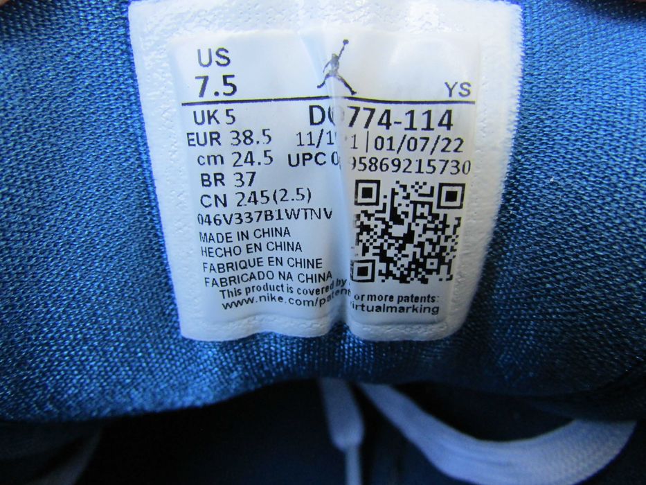 Маратонки Nike Air Jordan 1 Low 'Marina Blue'