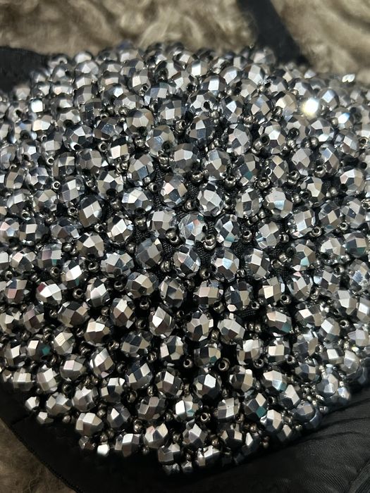 Bustiera/ Top deosebit cu pietricele