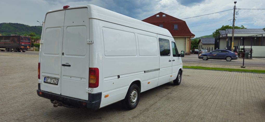 ww lt 2.5 diesel 8+1 locuri 2004