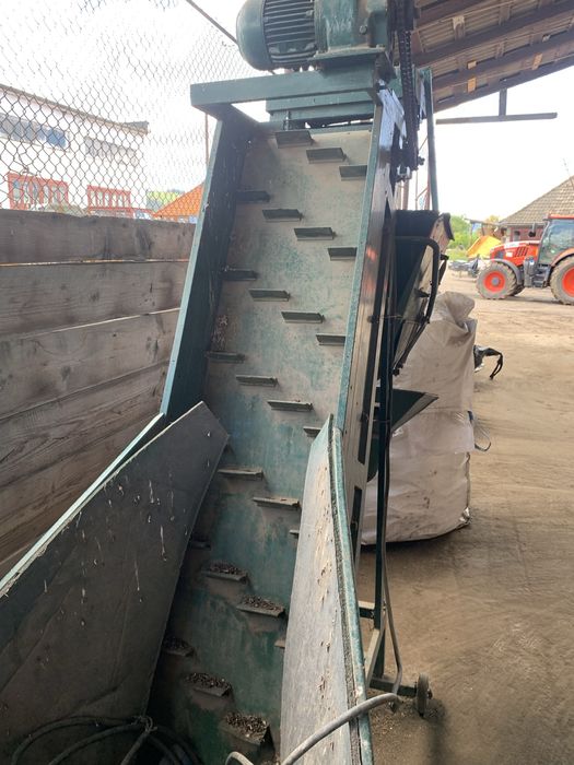 Mașină de însăcuit cartof - cu cântar