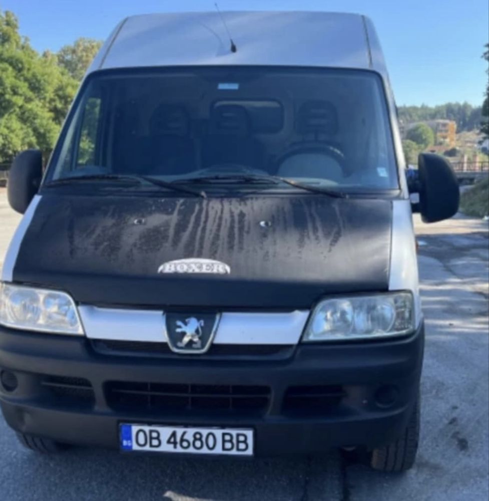peugeot boxer.