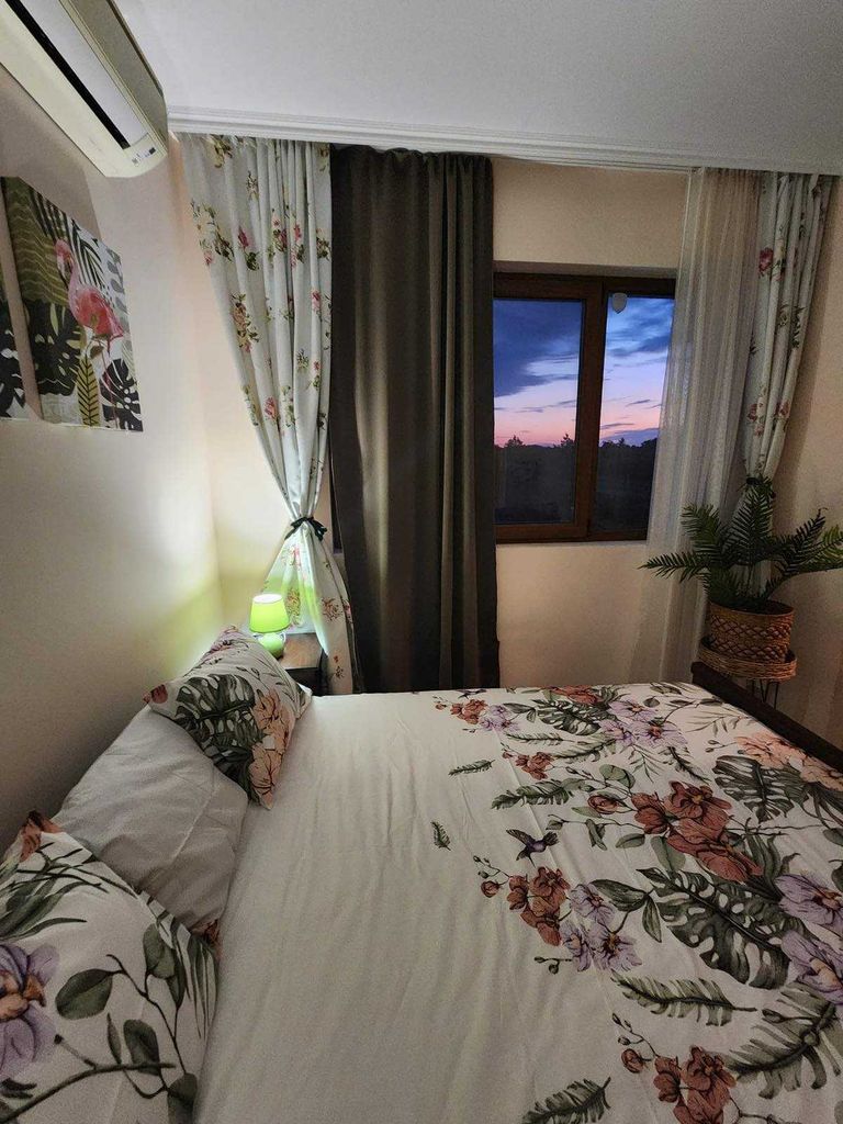 Дава се под наем Къща в Бургас, Сарафово - 130 кв.м за 1200 € - Снимка #5