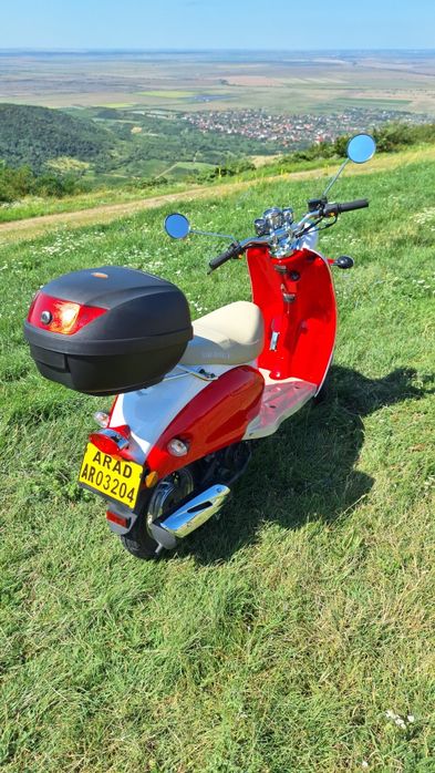 Scuter Nova Motors 49 cc ARAD
