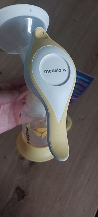 Medela помпа за кърма