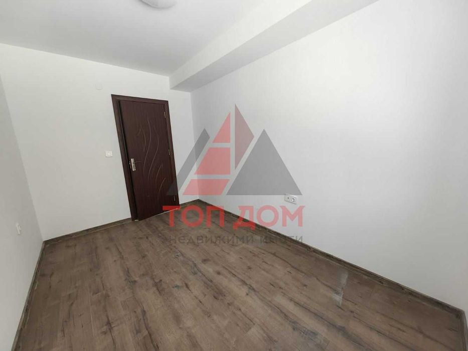 Продава се Тристаен апартамент в Варна, Виница - 76 кв.м за 1843 €/кв.м - Снимка #3