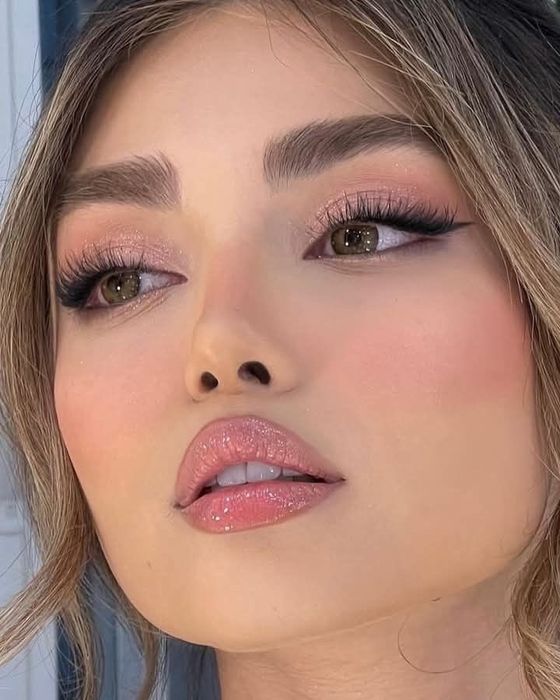 Makiyaj, Prichoska, Ukladka uchun YANGI YIL SKIDKASI