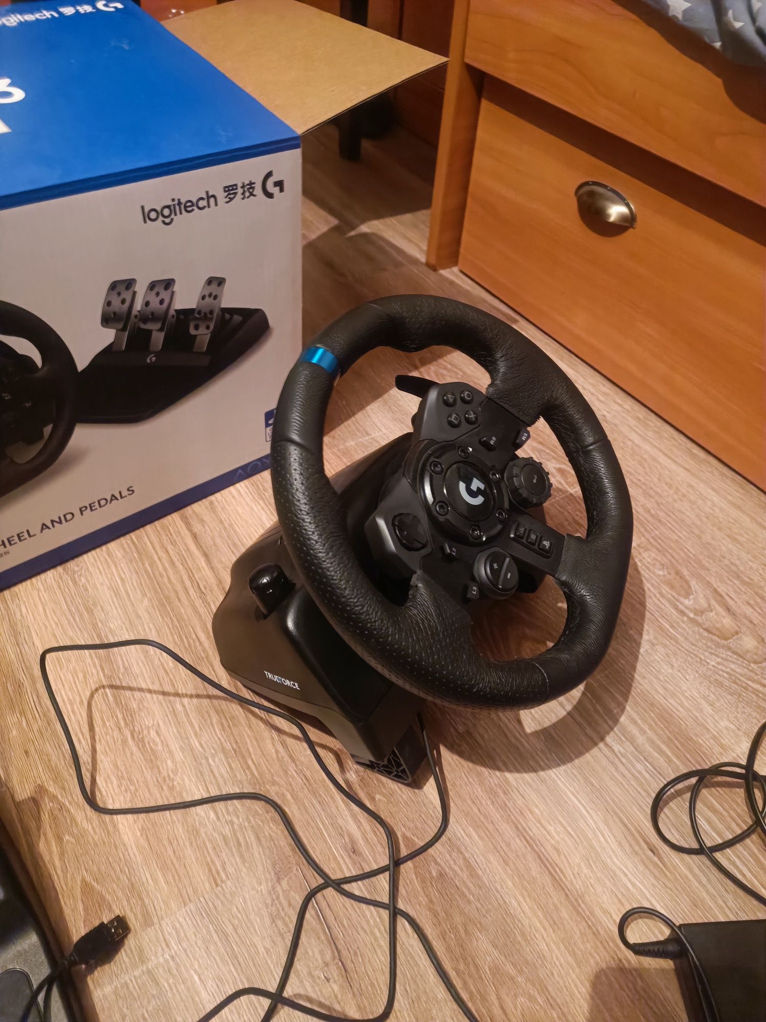 Руль игровой Logitech g923