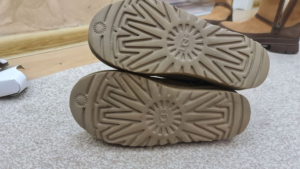 Ugg classic ultra mini 37