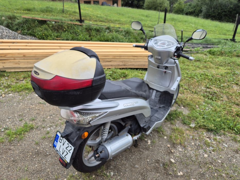 Scuter Kymco People S 200