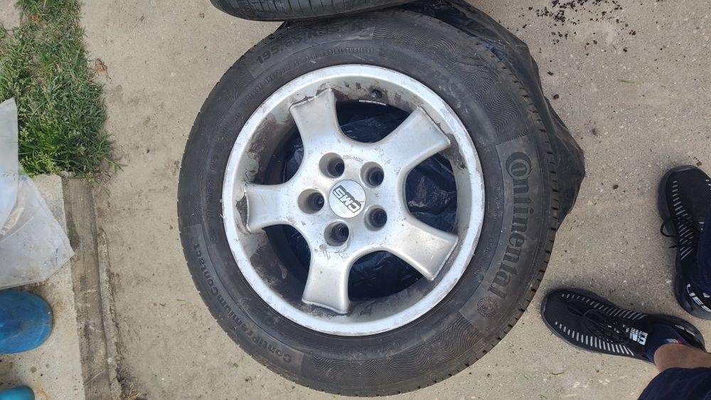 Vand anvelope de vara  si jante aliaj
