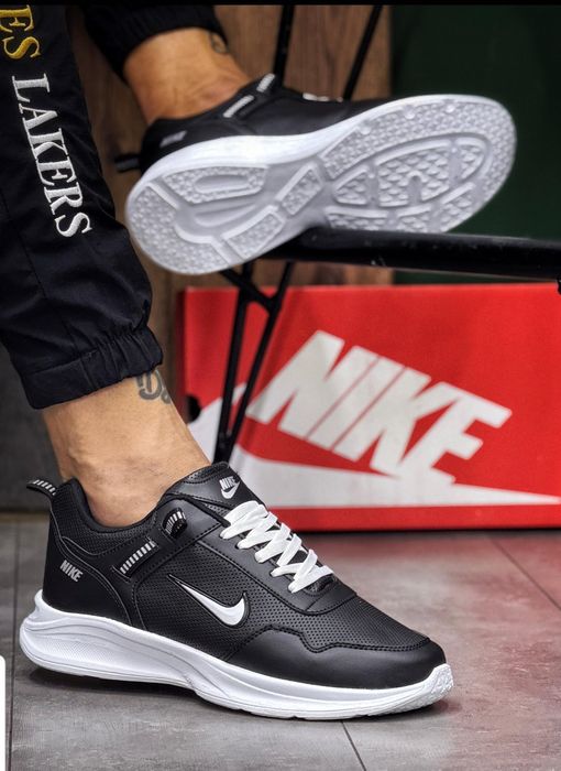 Мъжки маратонки Nike u Adidas