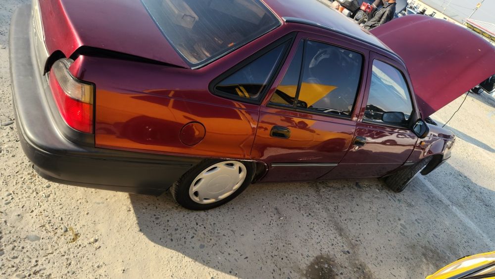 Daewoo nexia (1) 1998 yil
