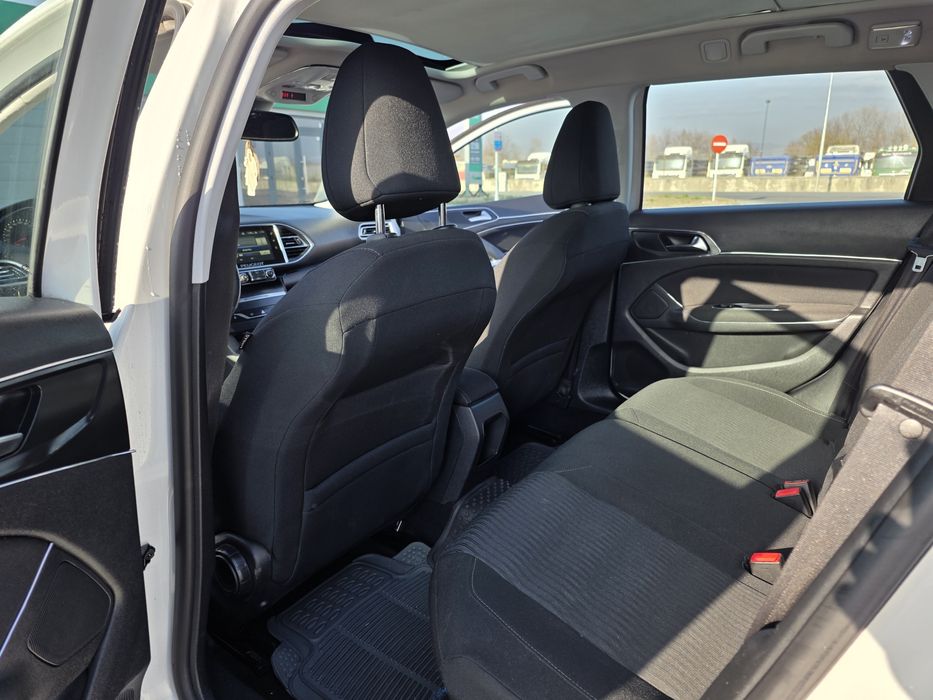 Peugeot 308 1.6 HDi, 2014, Panoramic, 179.000 km