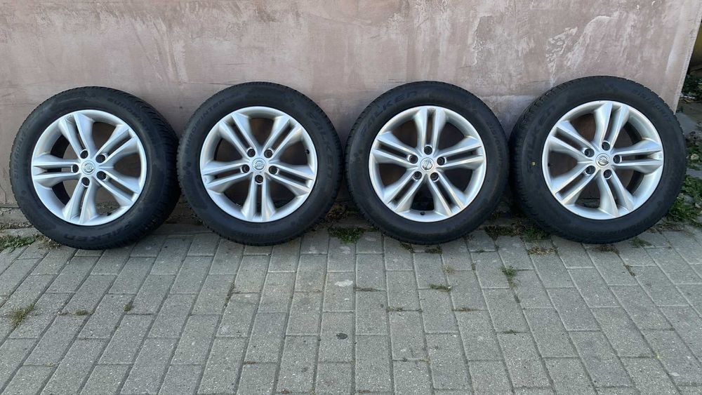 jante alu nissan qashqai 5x114,3  iarna 215 60 17 falken dot 2023-24