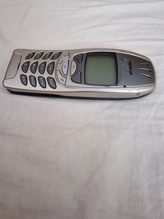 Мобилен телефон Nokia 6310i Отключен към всички оператори