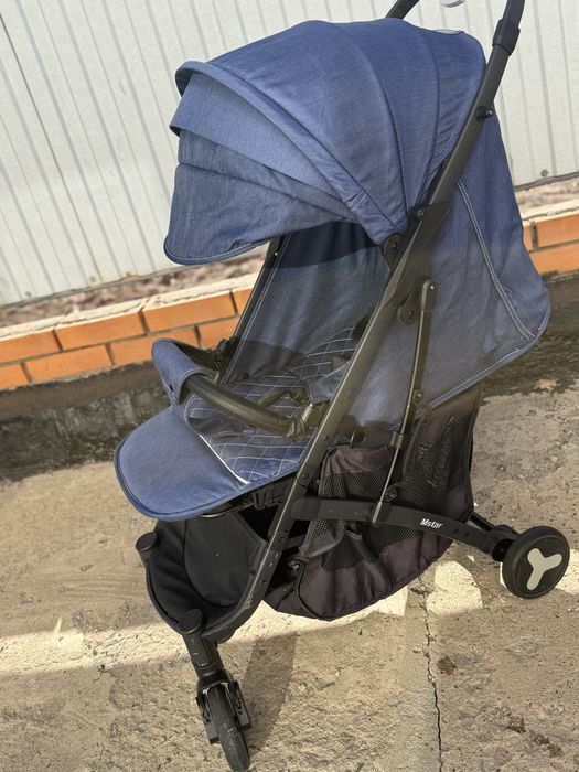 Прогулачная коляска Mstar