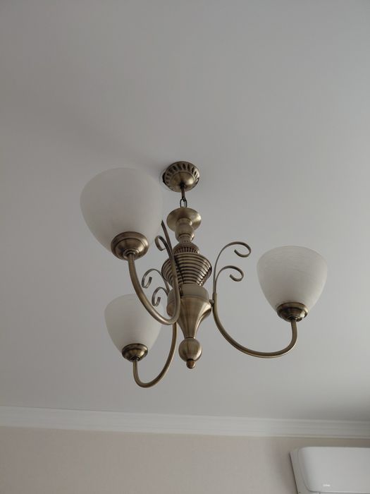 Продам люстра.  Классика