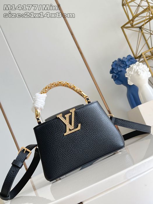 Geanta Louis Vuitton Capucines Premium