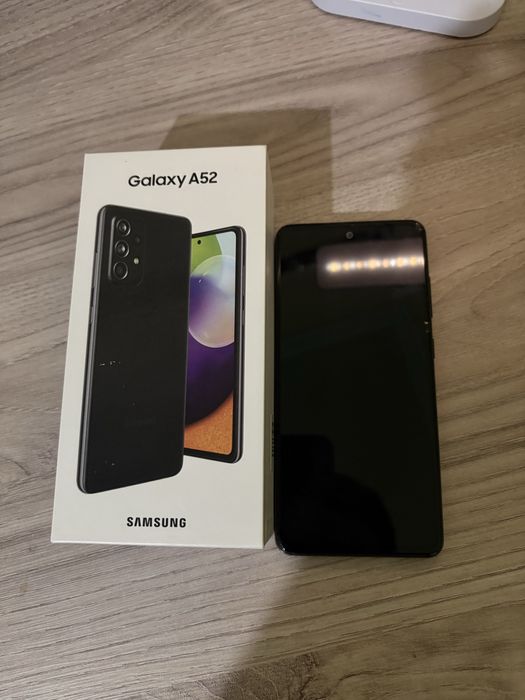Телефон модель:Samsung A52