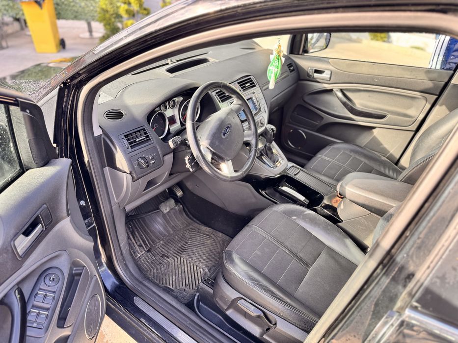 Vand Ford kuga 2012
