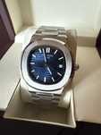 Луксозен часовник Patek Philippe Nautilus 

Описание:

Луксозен часовн