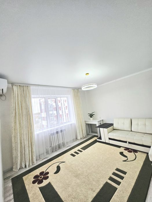 Продается трёхкомнатная квартира