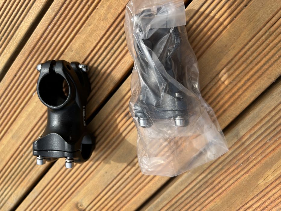 Къса лапа за вилка 28.6 и кормило 31.8мм