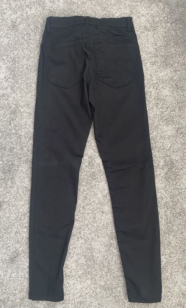 Bershka/ LC Waikiki pantaloni skinny jeans 34/xs Noi