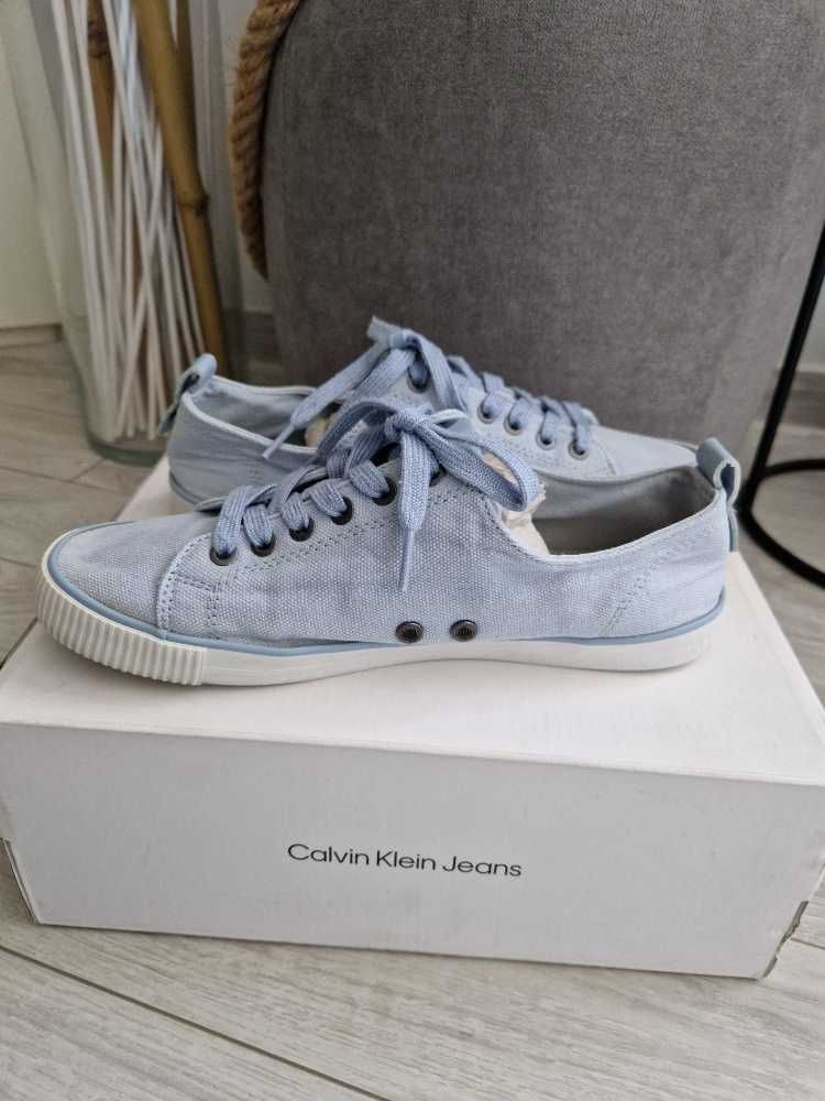Кецове  Calvin Klein Jeans 40 номер