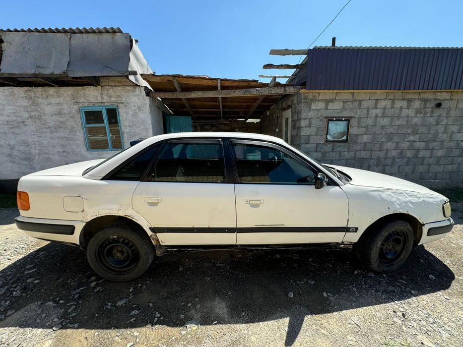 Ауди 100.с4.обьём2.моно.1991гв