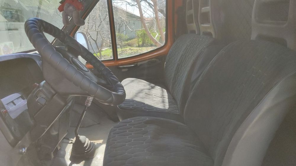 Ford 1992 holati yaxwi