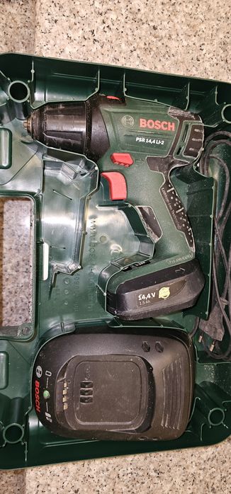 Винтоверт Бош и ударен гайковерт.