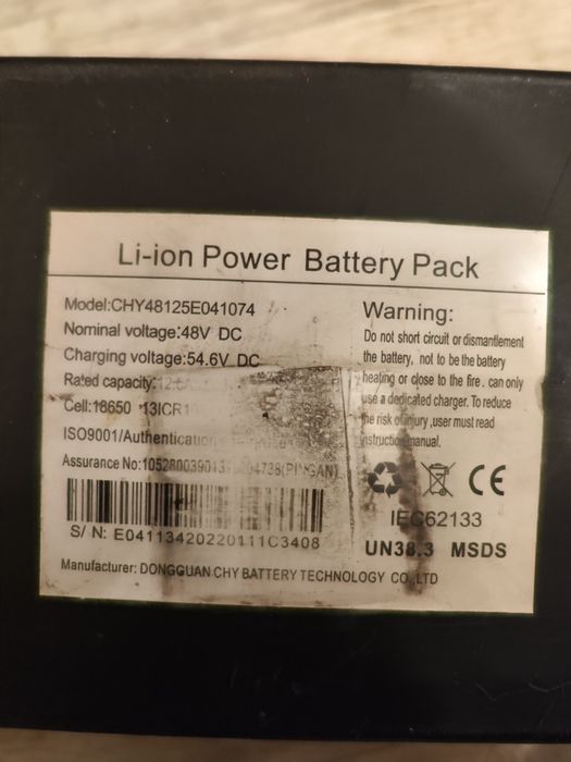 Vând baterie de trotineta kit