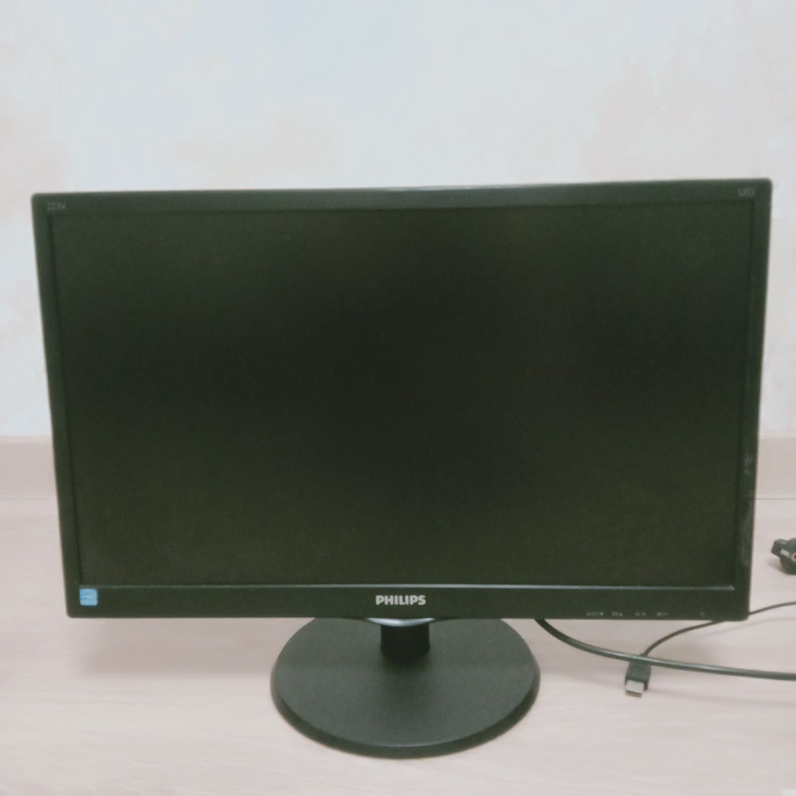 Продам монитор Philips, диагональ 21,5'. Отличное состояние. Б/у.