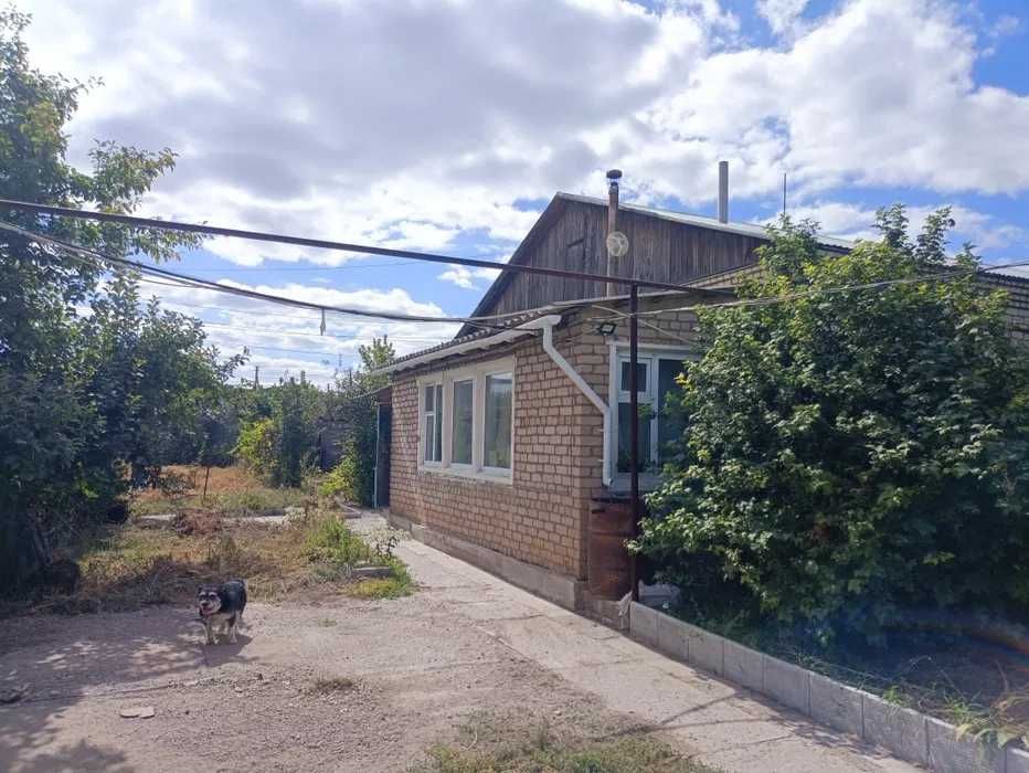 Кирпичный дом, 4 ком., 86,4 кв.м, 12 сот. ЗКО, г.Аксай, ул.Деповская