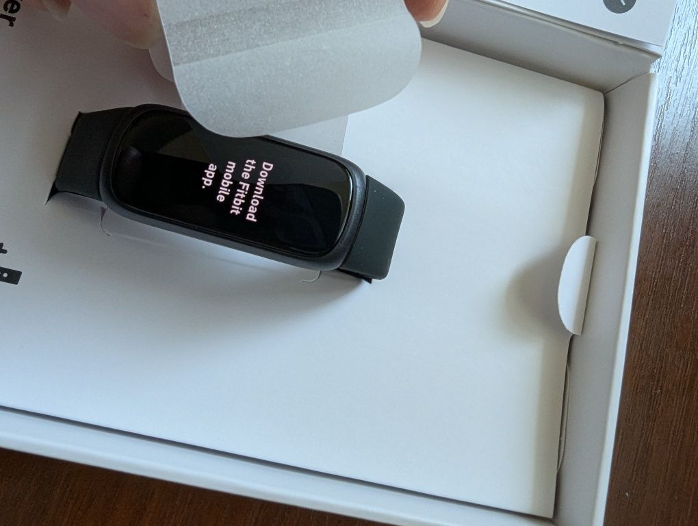 Нов Google Fitbit inspire 3
