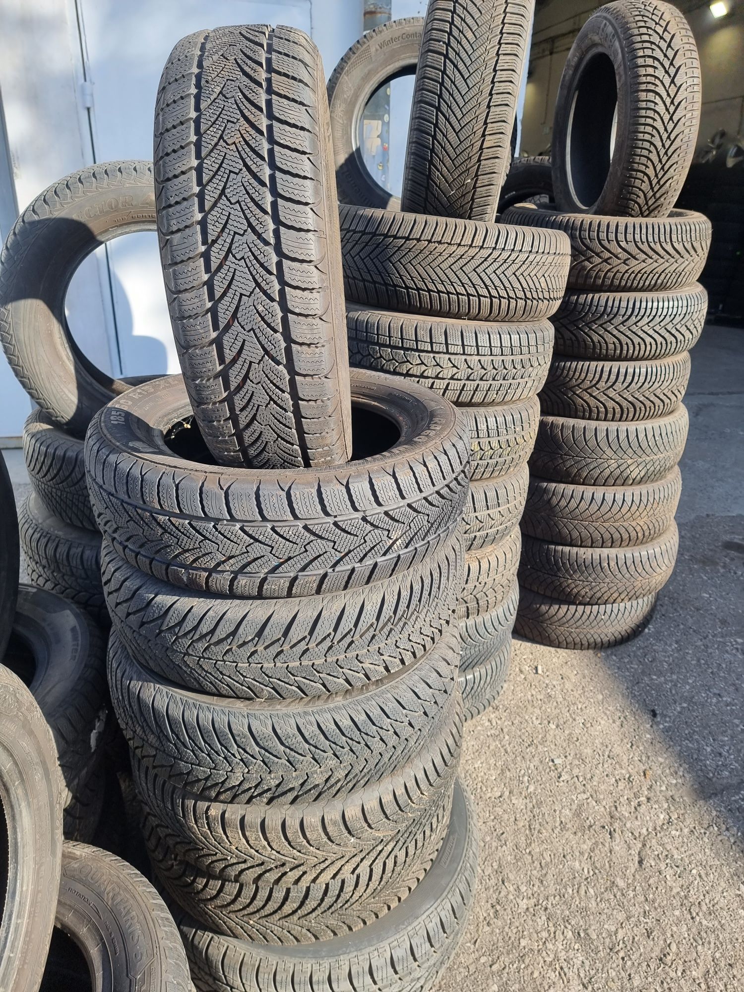 Продажба на  употребявани гуми и джанти внос от Германия.