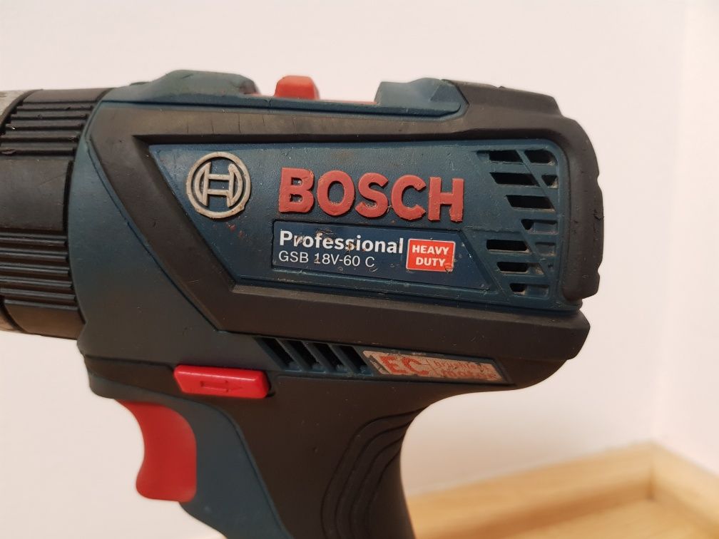 Bosch GSB 18V-60 C autofiletanta cu percuție 18v 4ah procore