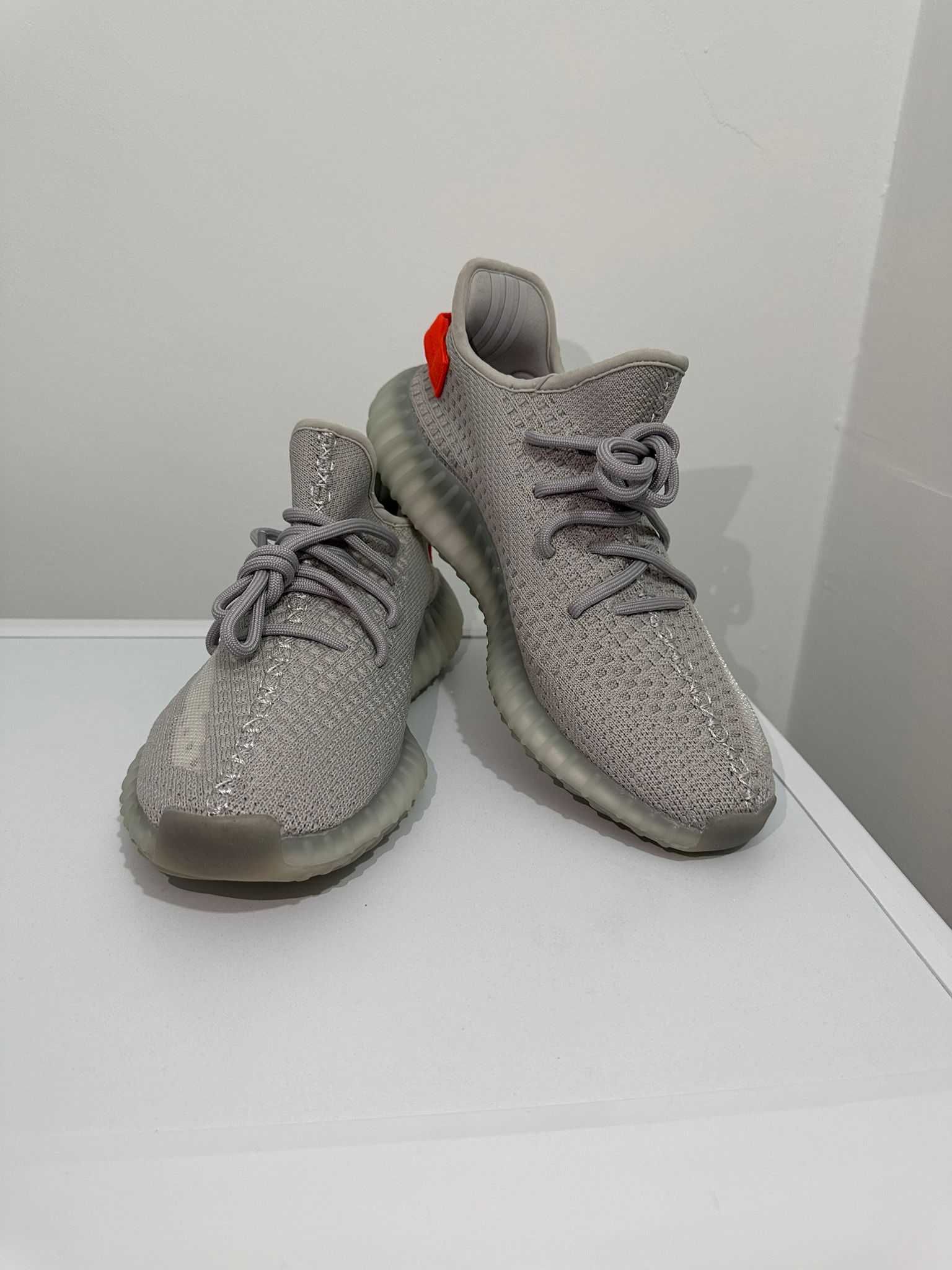 Adidas Yeezy Boost 350 V2 Tail Light