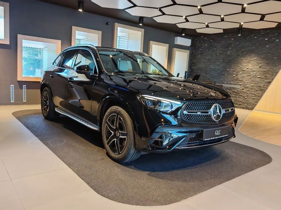 Mercedes-Benz GLC GLC 200d 4Matic / Linie AMG Premium
