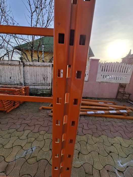 Rafturi metalice industriale la cela mai mica preț din România