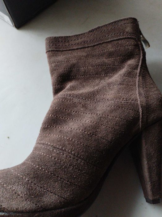 Комплект боти и чанта през рамо естествен велур