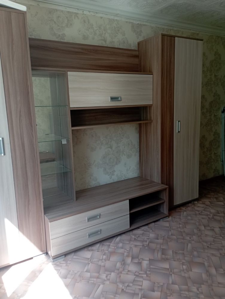 Шкаф стенка в отличном состоянии