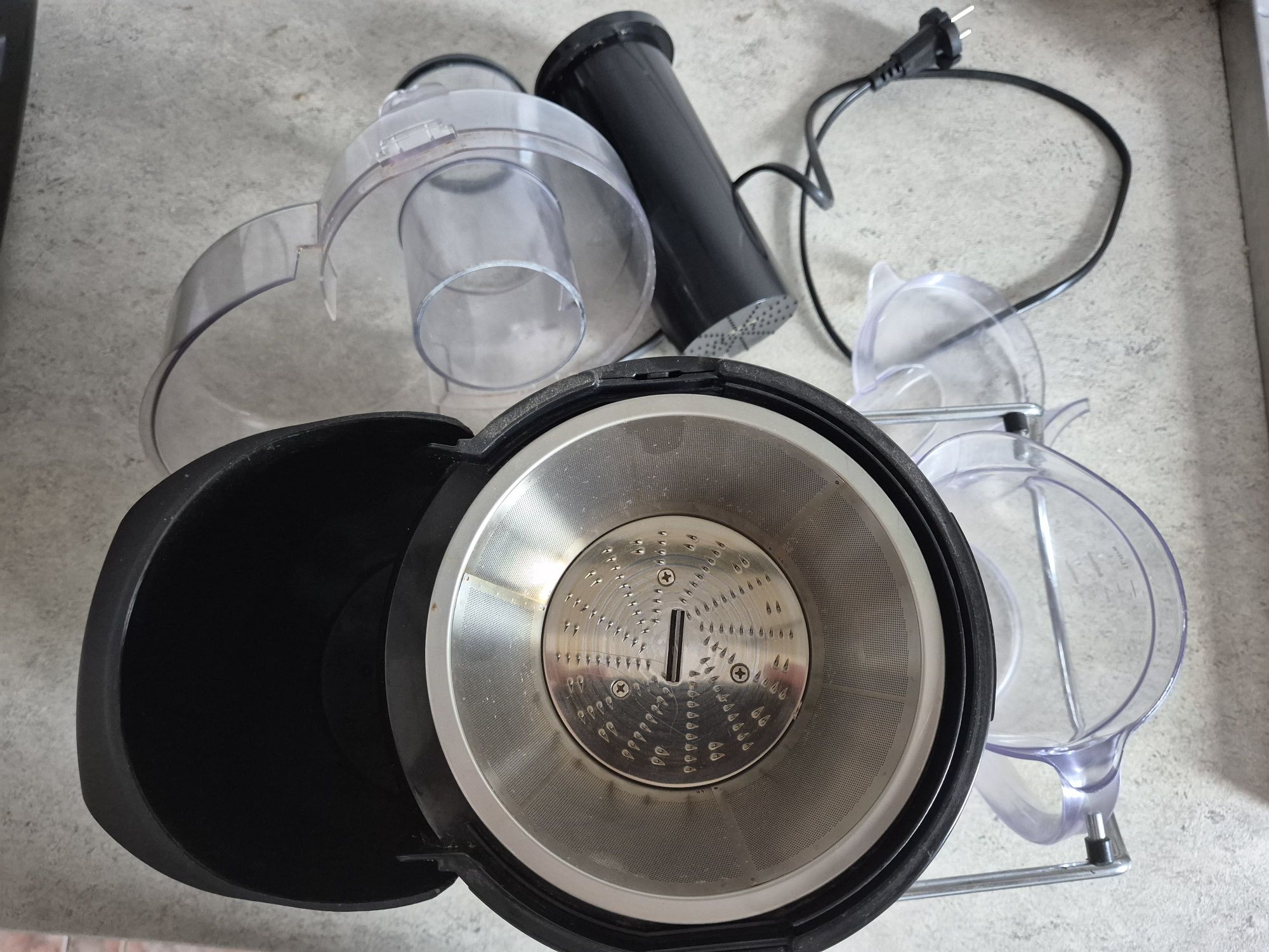 Storcător de fructe și legume Heinner 1000 W