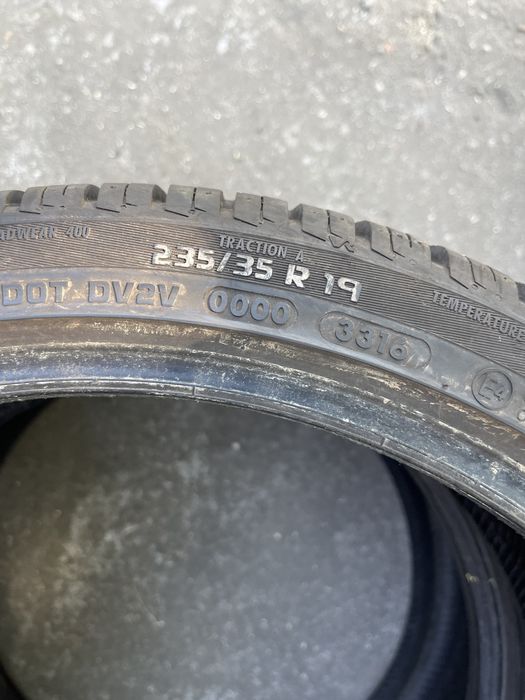 Зимни гуми 235/35/19