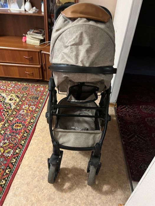 Продам коляску детскую