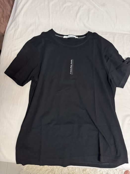 oferta 3 tricouri si un hanorac