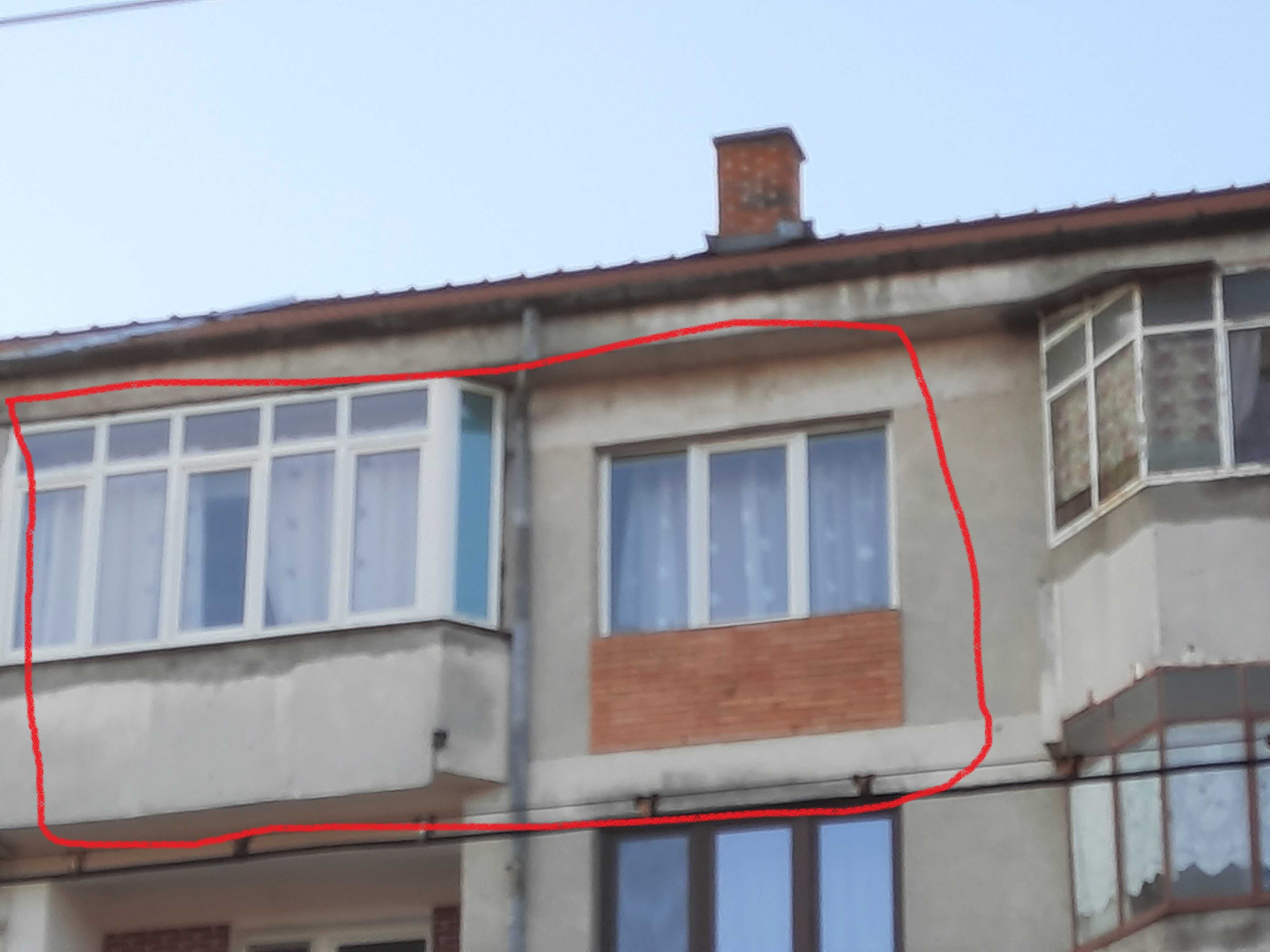 apartament cu 3 camere de vanzare in P-ta Democratiei in Salonta