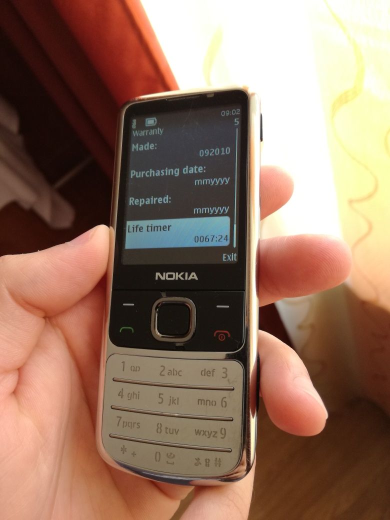 Nokia 6700 clasic silver