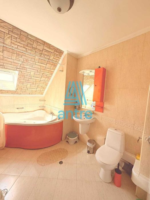 Продава се Тристаен апартамент в София, Витоша - 196 кв.м за 1873 €/кв.м - Снимка #12